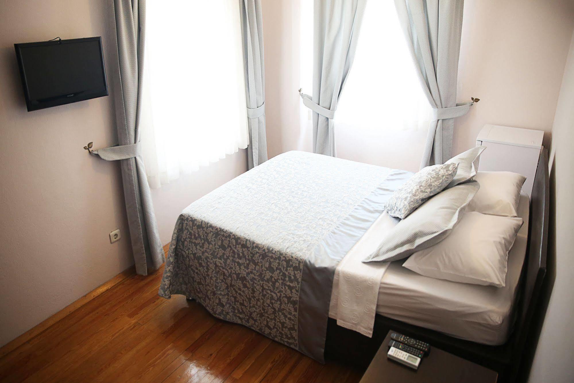 בוזקאדה Ebruli Hotel מראה חיצוני תמונה